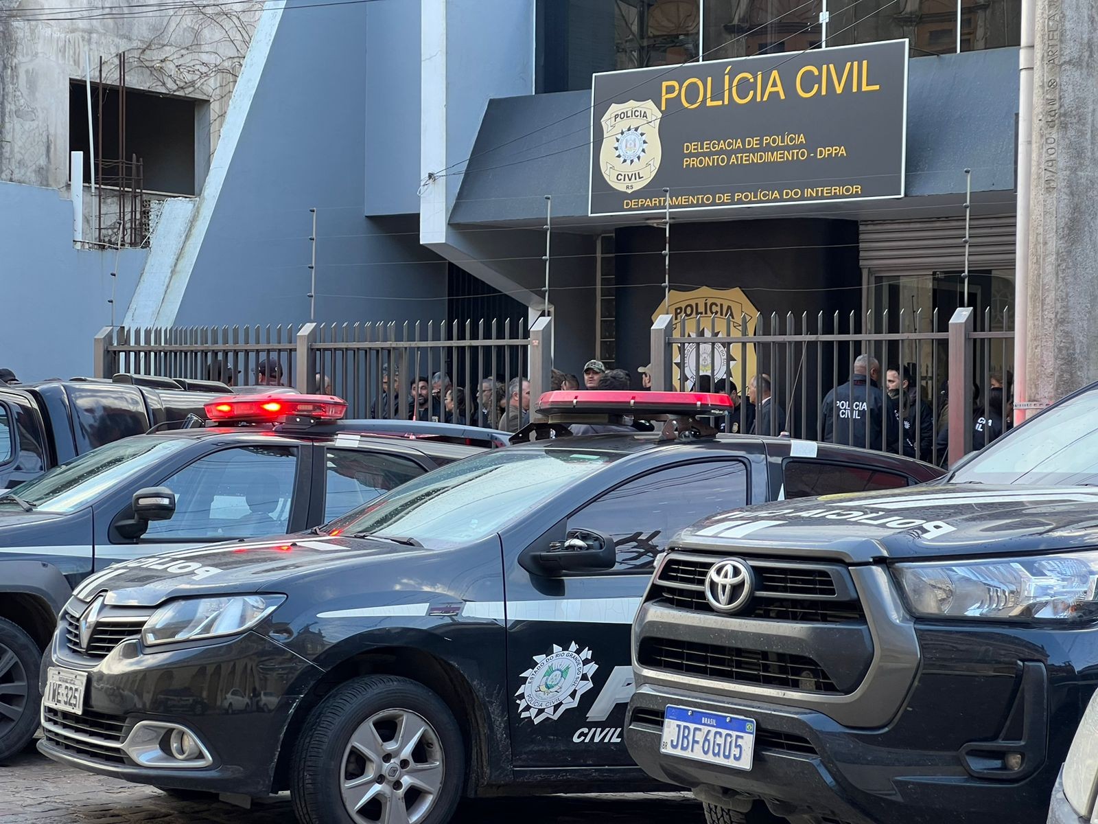 Forças de segurança de Rio Grande e região protestam contra decisão judicial sobre ataque a policial civil