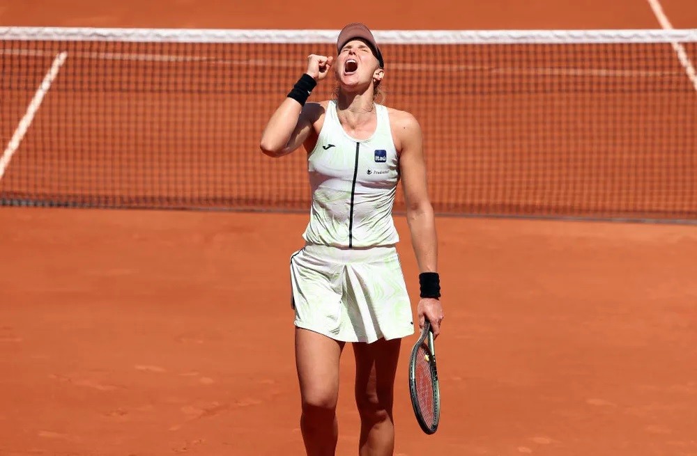 Beatriz Haddad Maia faz história e avança para as quartas de final em Roland Garros