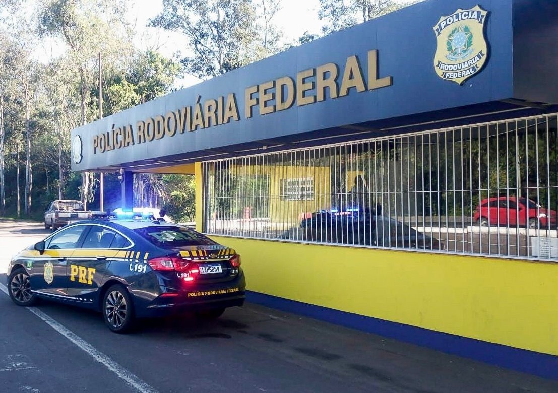 PRF prende homem procurado por homicídio no RS