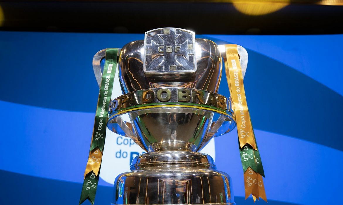Sorteio das quartas de final da Copa do Brasil ocorre nesta terça-feira (6)