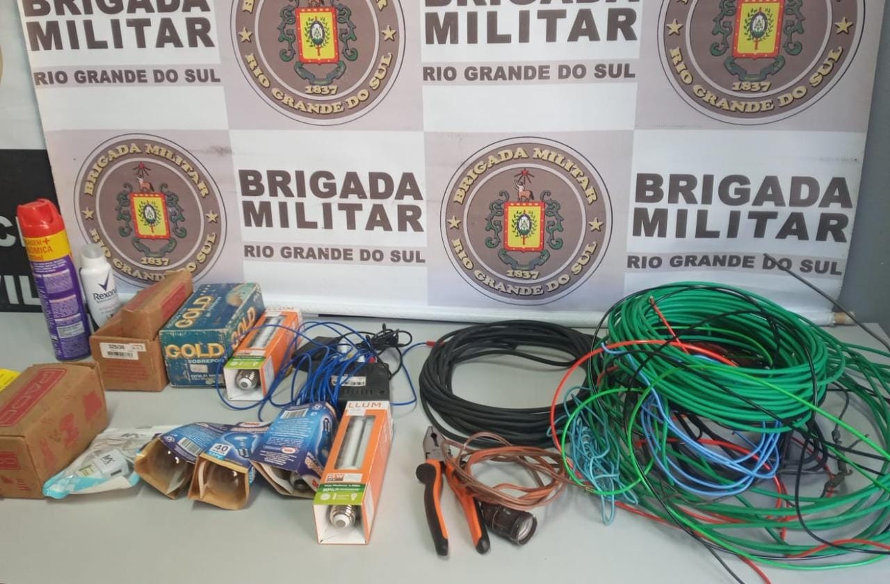 Homem é preso após arrombar e furtar casa no Balneário Cassino