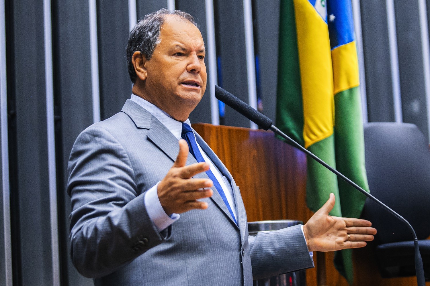 Avança na Câmara o projeto de lei contra o racismo nos estádios