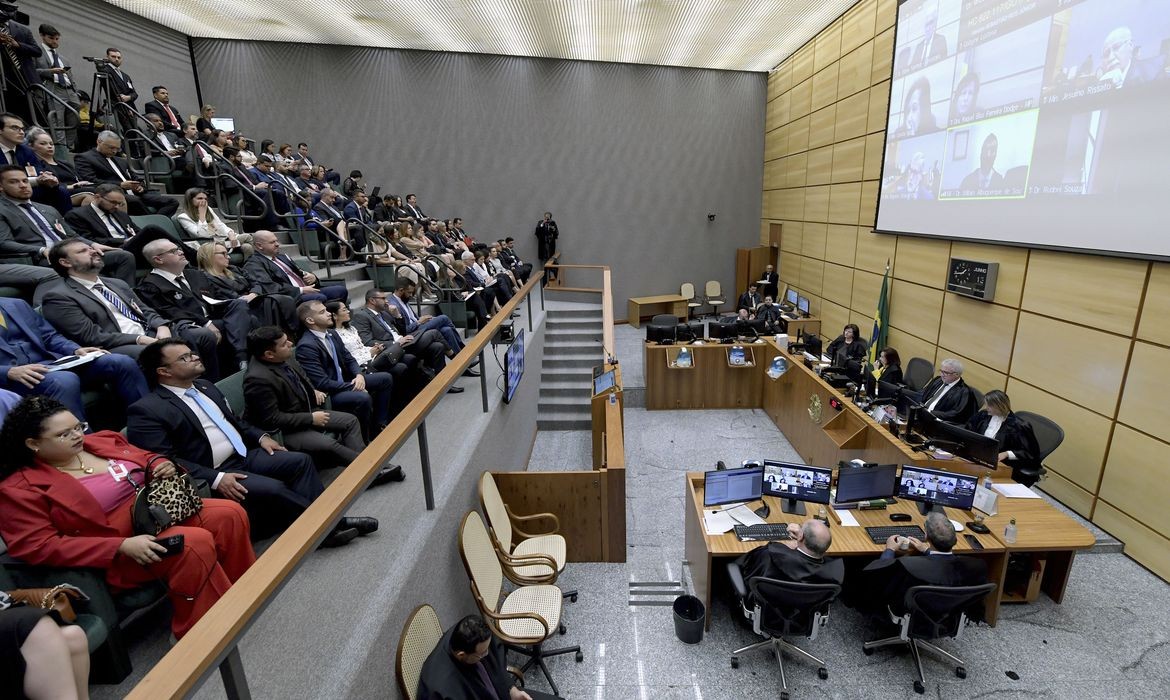 Julgamento de recurso do caso Kiss é adiado no STJ após pedido de vista de ministros