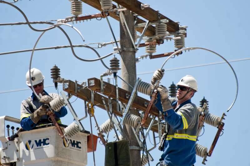 Retorno da energia elétrica para os clientes de Rio Grande deve ocorrer até o final do dia, prevê presidente da CEEE Equatorial
