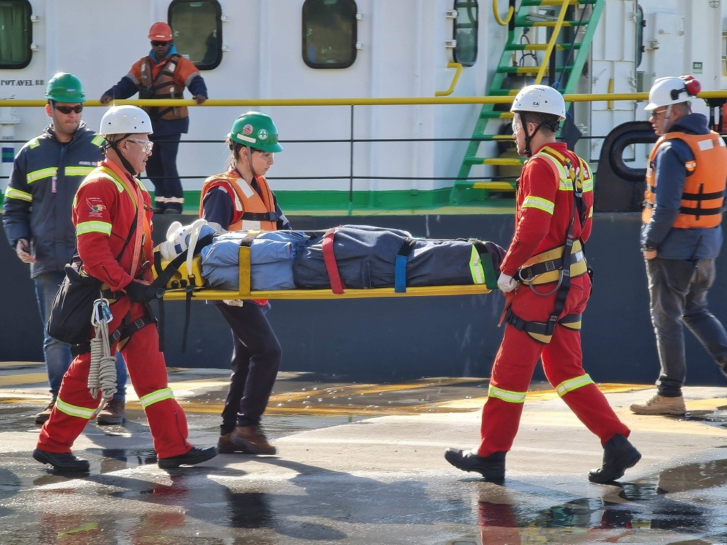 Portos RS realiza simulação de operações de emergência