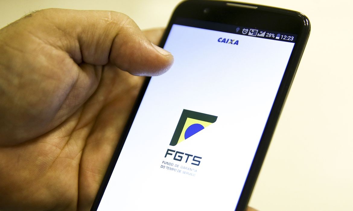 FGTS irá distribuir R$ 12,7 bilhões entre trabalhadores