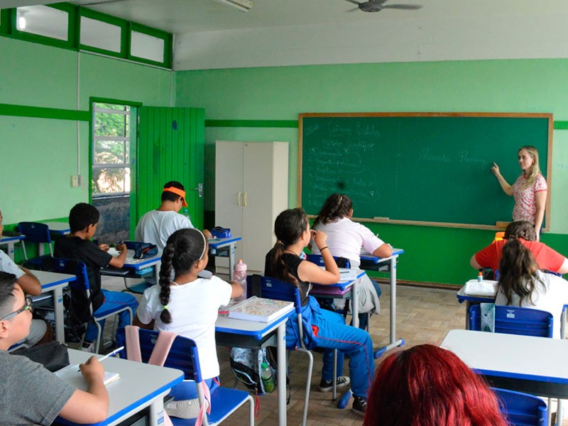 Escolas preparam-se para o retorno das aulas na próxima semana