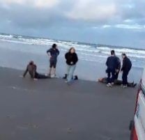 URGENTE: Policiais Militares do 6º BPM de Rio Grande realizam ato heróico ao salvar homem em surto na Praia do Cassino