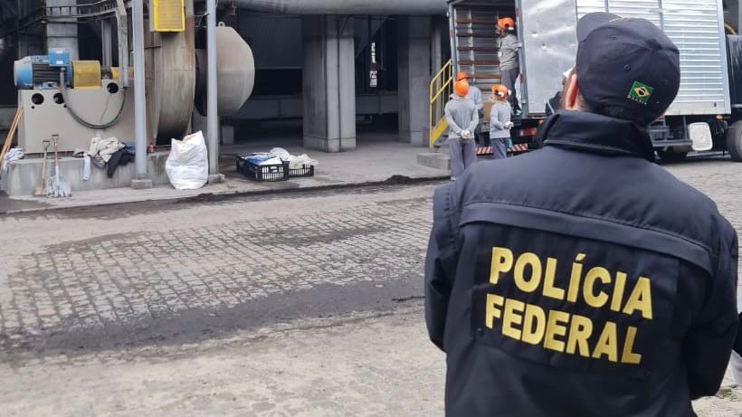 Polícia Federal incinera 5,3 toneladas de drogas em Rio Grande