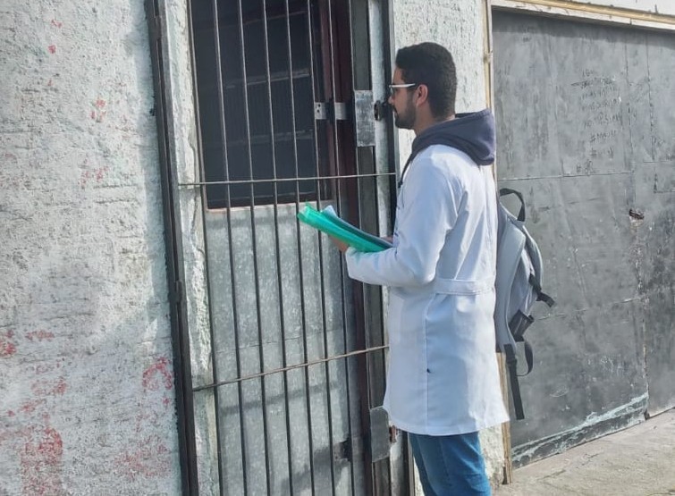 Saúde de Rio Grande visita residências para pesquisa sobre mães e pais jovens