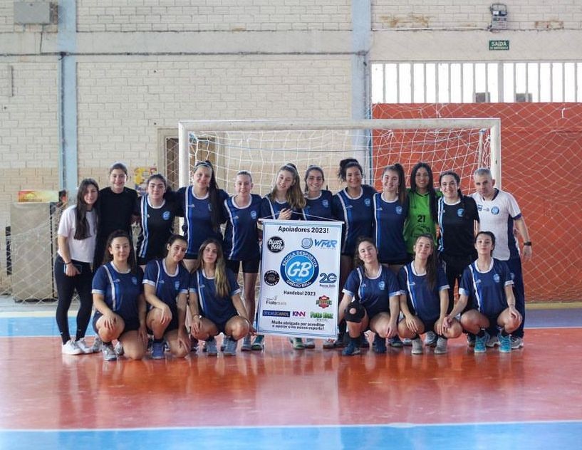 Equipe feminina rio-grandina é destaque no estadual de handebol
