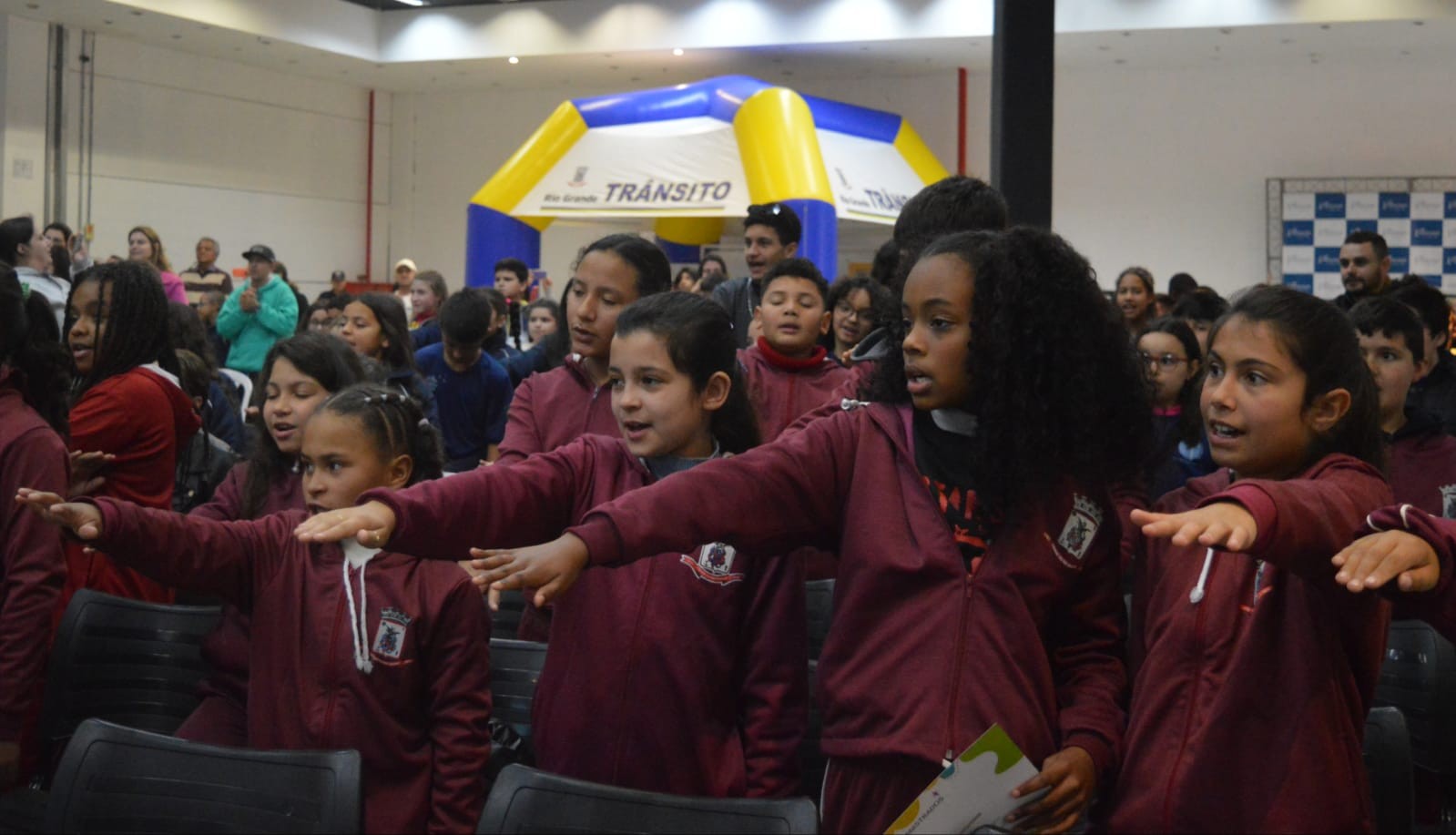 Projeto Guarda Mirim formou as primeiras turmas nesta sexta (11)