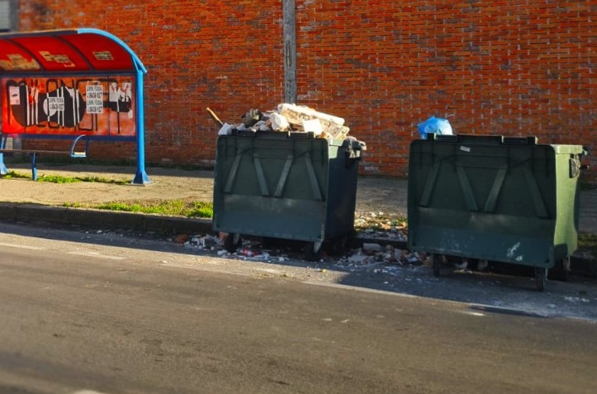 Zeladoria identifica responsável por depredação de container na Av. Portugal