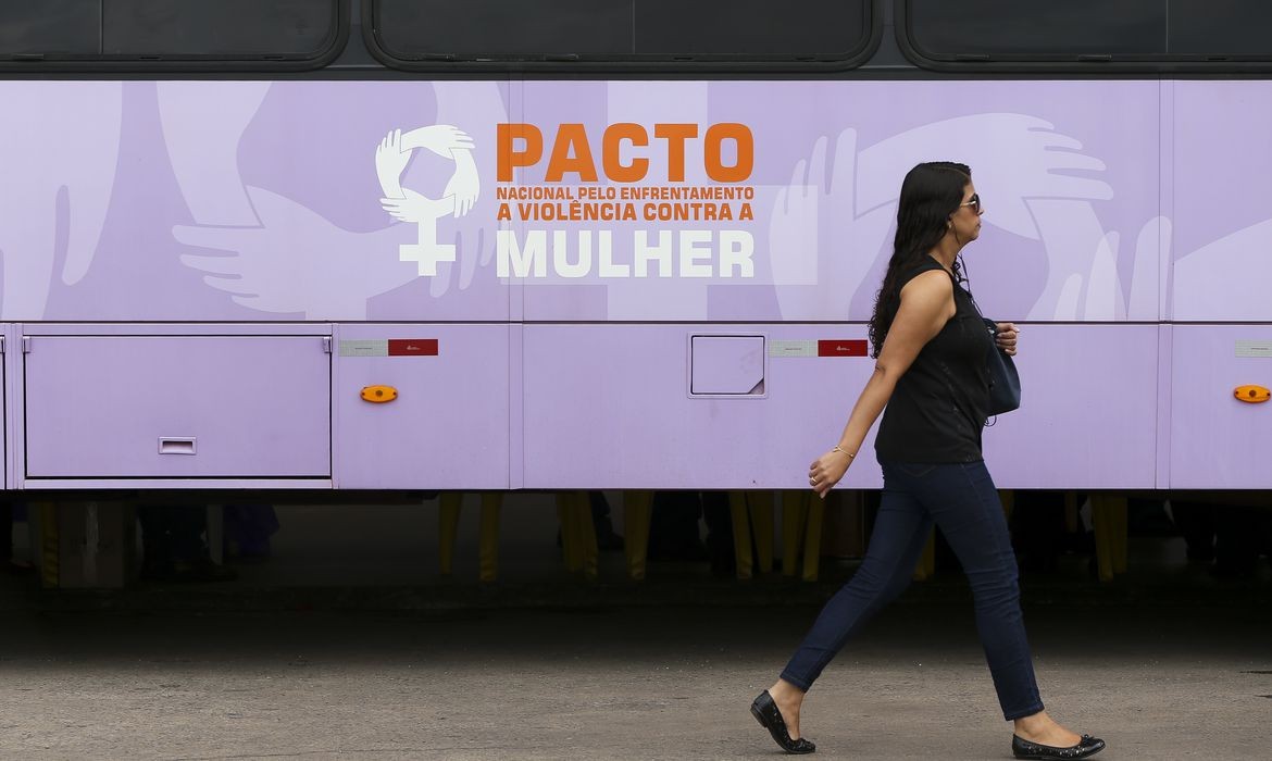 Senado aprova auxílio-aluguel para mulheres vítimas de violência doméstica