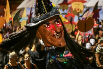 Carnaval de Pelotas começa na sexta-feira (19)