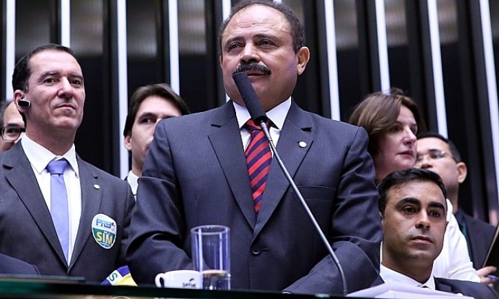 Saiba quem é Waldir Maranhão, que assume interinamente a presidência da Câmara