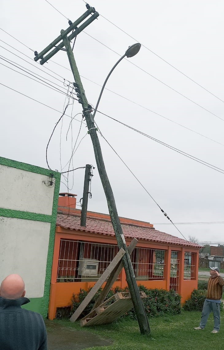 Poste Reprodução/Defesa Civil