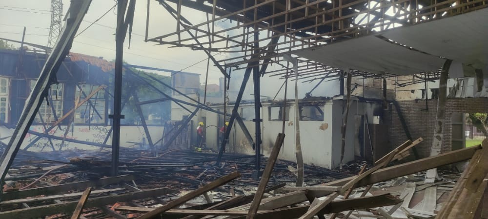 Incêndio Centro de Eventos 17-2-2022 (1)