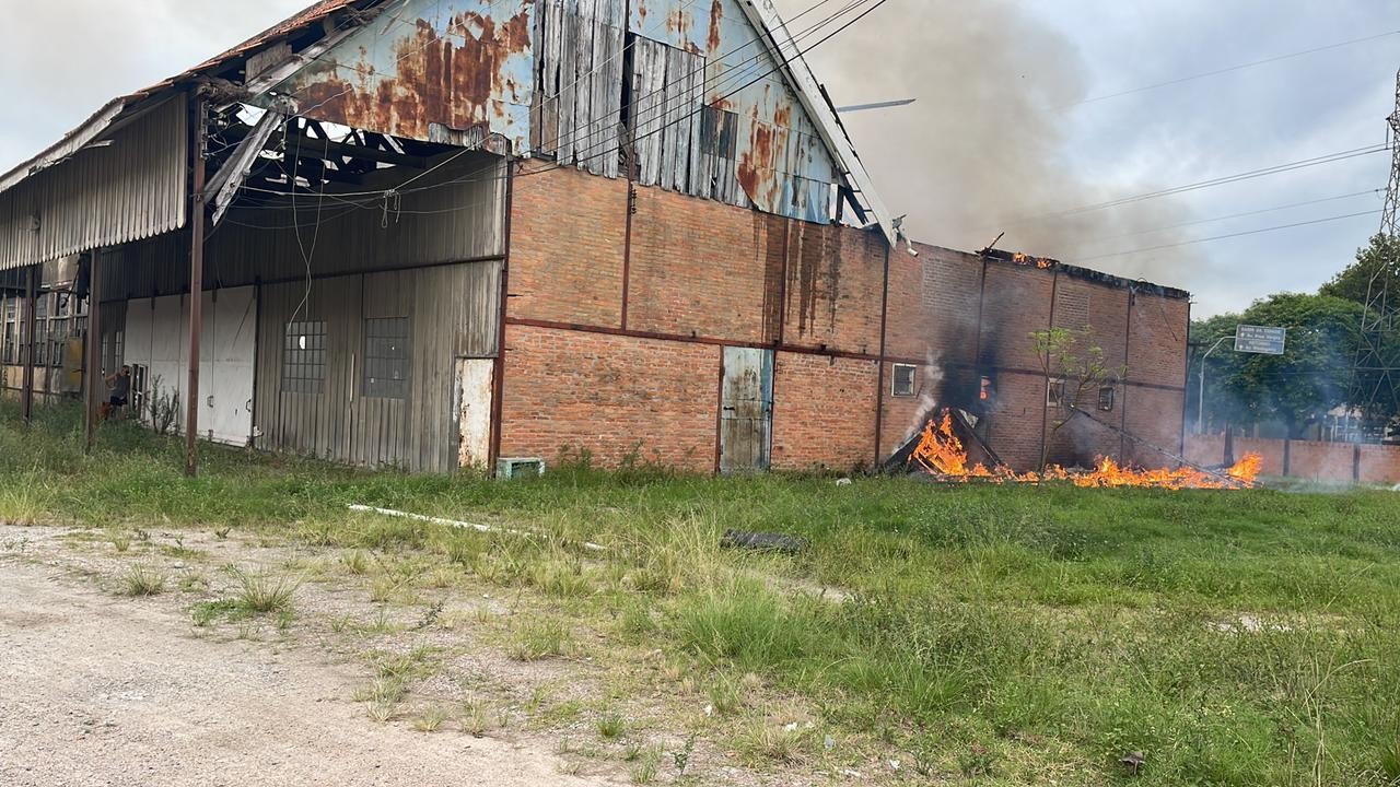 Incêndio Centro de Eventos 17-2-2022 (4)
