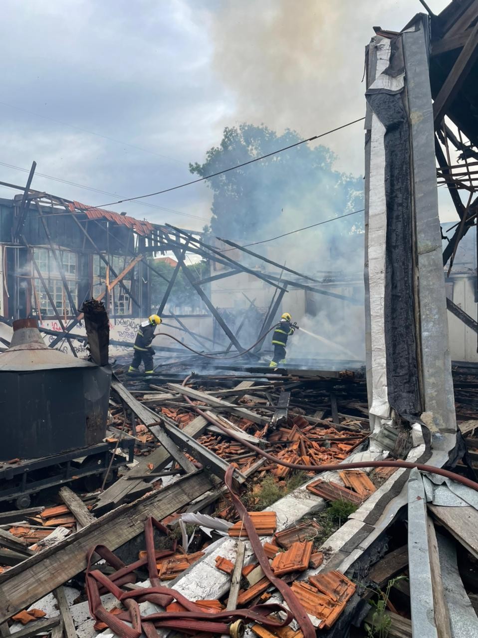 Incêndio Centro de Eventos 17-2-2022 (7)
